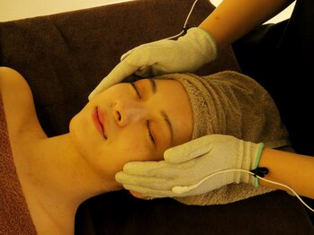 オリ(ORI)/筋膜リリースをお顔にも