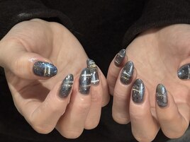 宇宙みたいなマグネットネイル