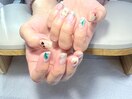 華やかさと可愛さでご褒美ネイル