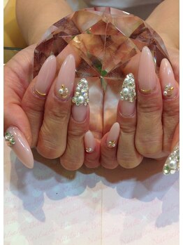 エスフィーネイルサロン ブリーユ(Esfy nailsalon Brille)/大人系ネイル