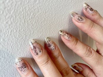 ネイルズ ララ(nails Lala)/手描きアート。