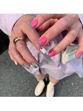 クリア(Clear)/ギラギラ個性派アート