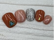 ハニービービー(Honey Bee Bee)/ターコイズネイル