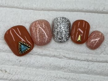 ハニービービー(Honey Bee Bee)/ターコイズネイル