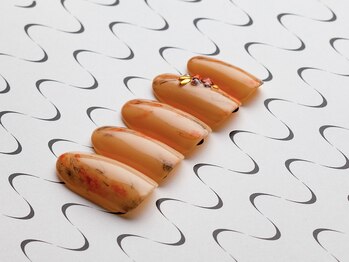 アデリー(ADELIAE)/単色カラー + アート