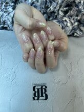 ネイルサロンレイアス(RAYAS)/ラメグラネイル