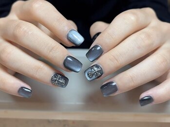 ヴィーナスネイル(Venus Nail)/長さ出しぷるマグ