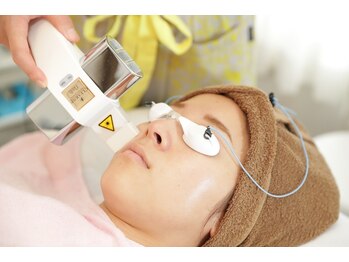 ブラジリアンワックス脱毛サロン アンベリール(Embellir)/【フェイシャルエステ】