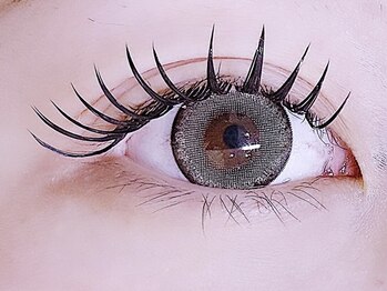 オヤユビヒメ 心斎橋店(Oyayubihime)の写真/驚きの持続力で、綺麗な目元がずっと続く。丁寧な施術でバラつきを抑え、理想の仕上がりを長くキープ★