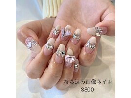 キラキラ詰め込みネイル