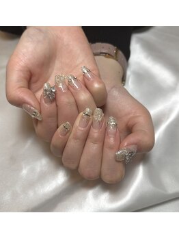 ヴィヴィア(VIVIA)/きらきらネイル