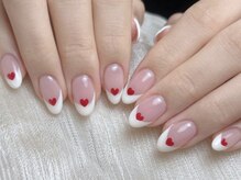クイーンズネイルサロン(Queen's nail salon)/フレンチハートデザイン