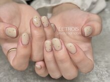 ルトロワ(LETROIS)/