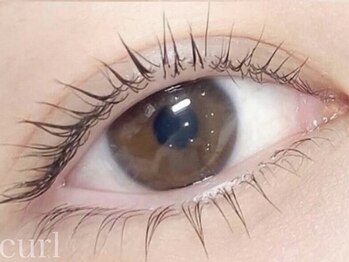 リーチェ ビューティアンドネイルサロン 大名店(Beauty&Nail Salon)の写真/まつげもネイルも同時施術で時間短縮★忙しい女性の味方の時短美活◎一度の来店で目元も指先も華やかに♪