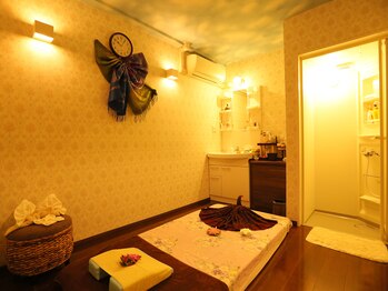 ティーン イサーン/シャワー完備のアロマ専用個室