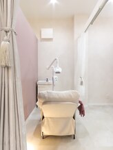 エンルーチェ プラスエイト(en;Luce+8)/ホワイトニングルーム