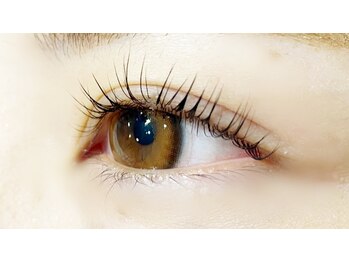 クレー(Klee)/パリジェンヌラッシュリフト