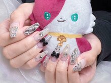 自由上品かわいいデザインから華やかなデザインまで可能です♪