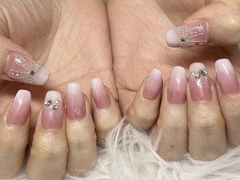 サニーネイル(SUNNY NAIL)の写真/【大人上品】大人気マグネットネイル￥5500から◎試し塗りOK＆絶妙なカラー提案でオフィス映え。