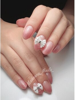 マドンナ ネイル(Madonna Nails)/