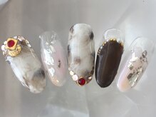 ラリュールネイル(L'Allure nail)/シックなマーブルネイル￥8200