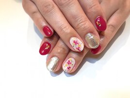 ニュアンスフラワーネイル。