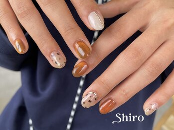 スワン 浜松駅前(SUWAN)/《お任せアート》