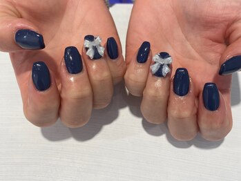 ビュー バイ ネオリーブ 用賀店(beau'r by neolive)/ネイビーネイルn