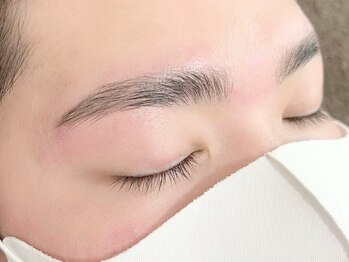 ロエン 北岡崎(ROEN)/ハリウッドブロウリフト