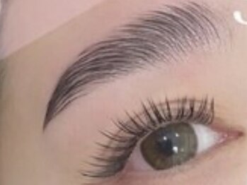 リア アイズ 南花田店(Li'a eyes)の写真/毎日のメイク時間を短縮♪WAX脱毛×眉毛パーマでトレンド眉に！初めての方もお気軽にご相談ください◎