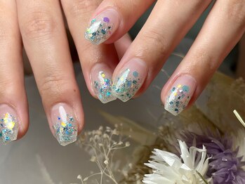 サロンドフォーエイチ(salon de 4H)/シュワシュワ～なブルーラメグラ