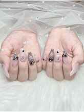 ミハナ(MIHANA )/ゴージャスデザイン