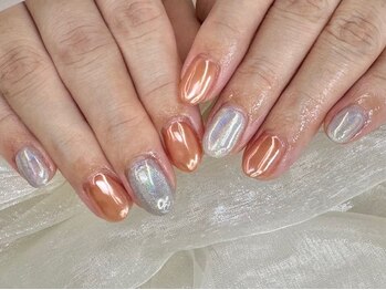 アリイネイルズ(ALII Nails)/ミラーユニコンネイル