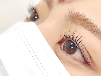 フィアラ 河原町店(Fiara)/パリジェンヌ