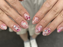 キラキラピンクネイル