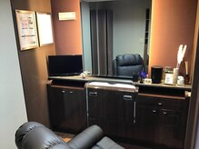 ビューステージ アイブロウサロン 甲府