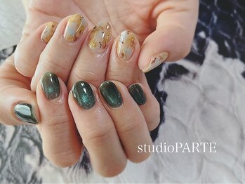 スタジオパルテ ネイルアイラッシュ(studio PARTE)の写真/ネイルデビューに！ベテランスタッフがご提案◎嬉しい定額制ネイルで初めての方も◎指先までときめいて♪