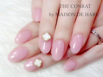 Van cleef nails .