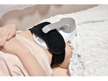 アイラッシュ ラピス(Lapis)/マグブレイク腹筋運動量2万回