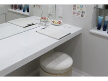 ウニ(uni)/パウダールーム