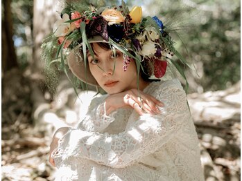 ユニ(uni)の写真/【カラーエクステ】肌になじむ大人カラーで自然に垢抜け、透明感をプラスする旬カラーエクステ