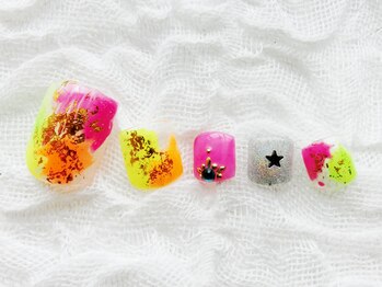 ネイリシャス(NAILICIOUS)/カワイイ！それだけでOKネイル！