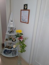 アンマアフォーユー(amma for you)/廊下のお花も季節ごとに変化が♪