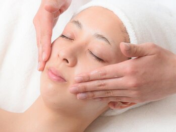 メナードフェイシャルサロン リーフ/フェイシャルマッサージ