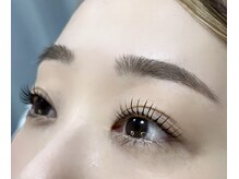 眉毛×まつ毛を同時に整えて時短♪