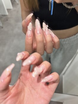 ミュー(mew)/Maika担当 @ma_ika_nail