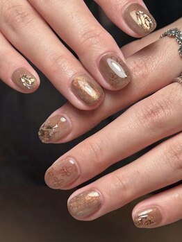 ワイネイル(Y nail)の写真/経験豊富なネイリストが貴方にあったデザインをご提案☆豊富なカラーから何度も眺めたくなる理想の指先へ♪