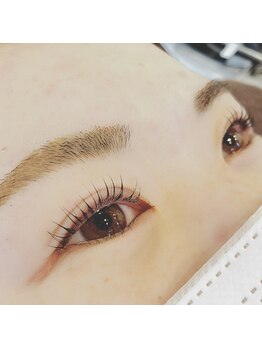 パフューム フィーラ(Perfume Feela)/パリジェンヌラッシュリフト