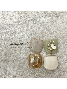 ラグジュリラ(luxugril A')/