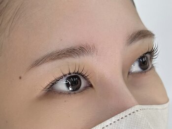 アイスタイル ビビ(Eye Style BiBi)の写真/【一席×オシャレ個室★あなただけのプライベートまつげサロン】マンツーマンで丁寧に♪